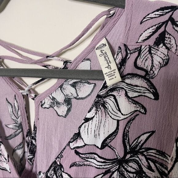 American Rag Floral Criss-Cross Blouse Top Small - Picture 5 of 5